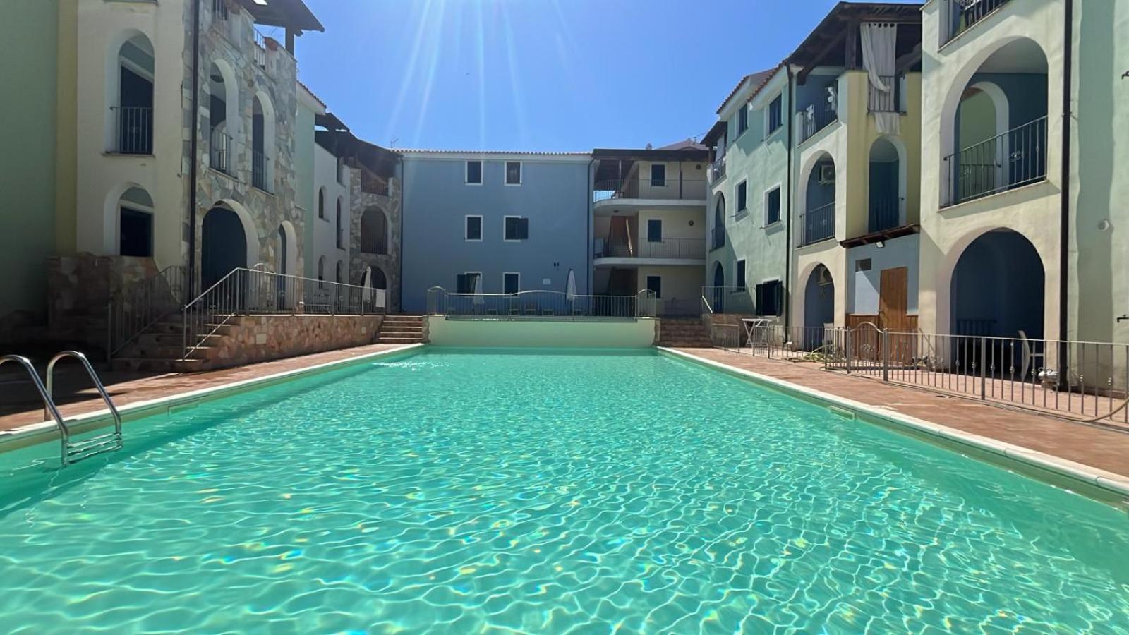 Appartamento Con Piscina 발레도리아 외부 사진