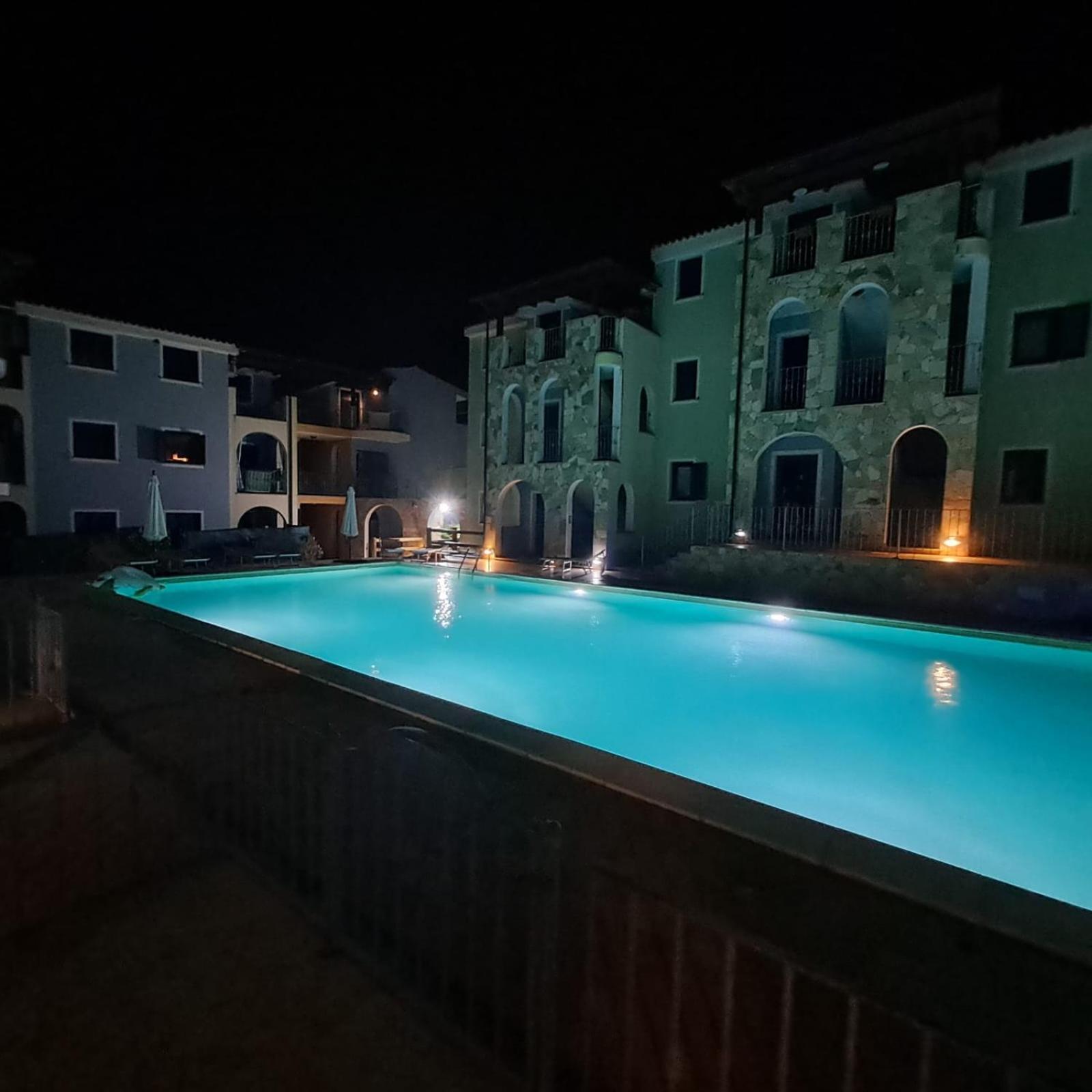 Appartamento Con Piscina 발레도리아 외부 사진
